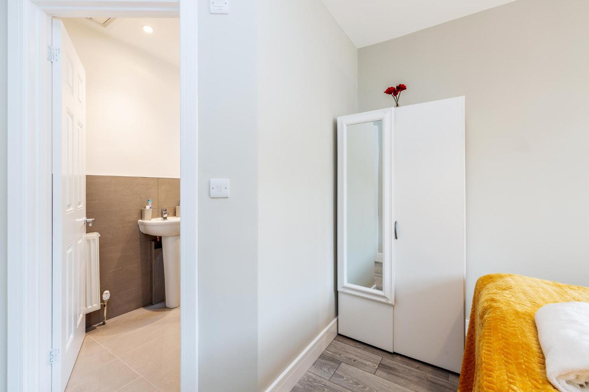 Dartford, Kent - Modern 2Bd 2Bath En-Suite Bungalow M25 Bluewater Luaran gambar