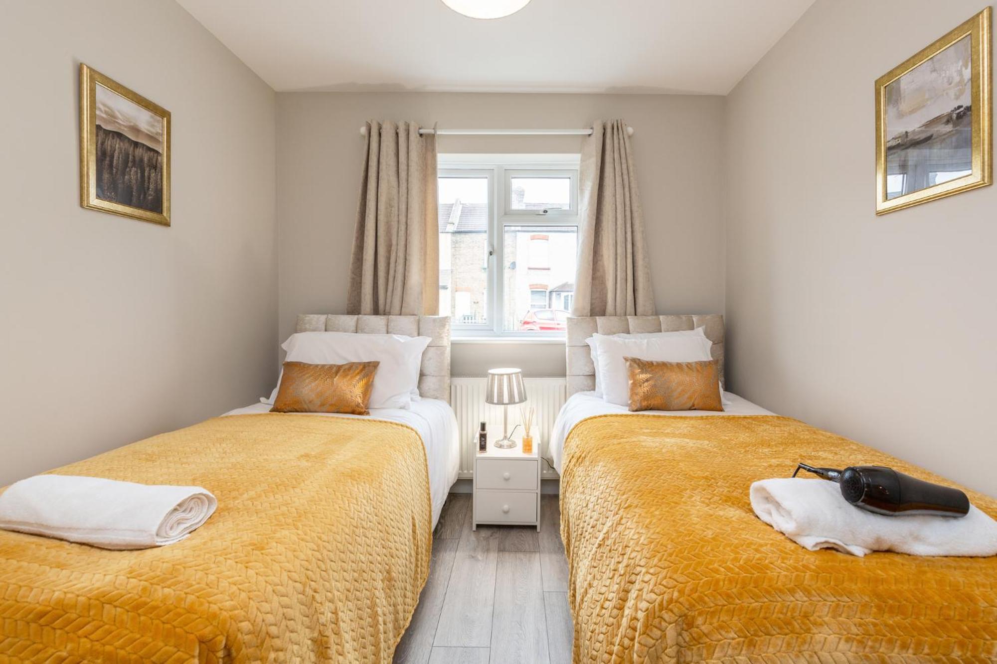 Dartford, Kent - Modern 2Bd 2Bath En-Suite Bungalow M25 Bluewater Luaran gambar